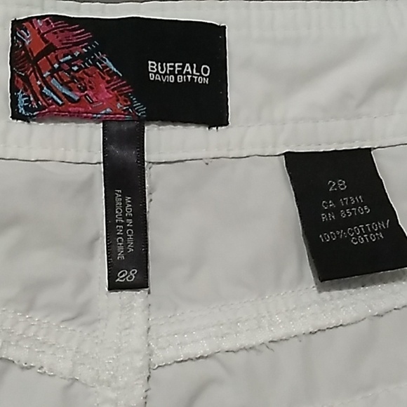 🔴Buffalo David Bitton 100% cotton white shorts - Picture 8 of 8